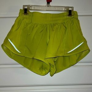 Lululemon Hotty Hot shorts